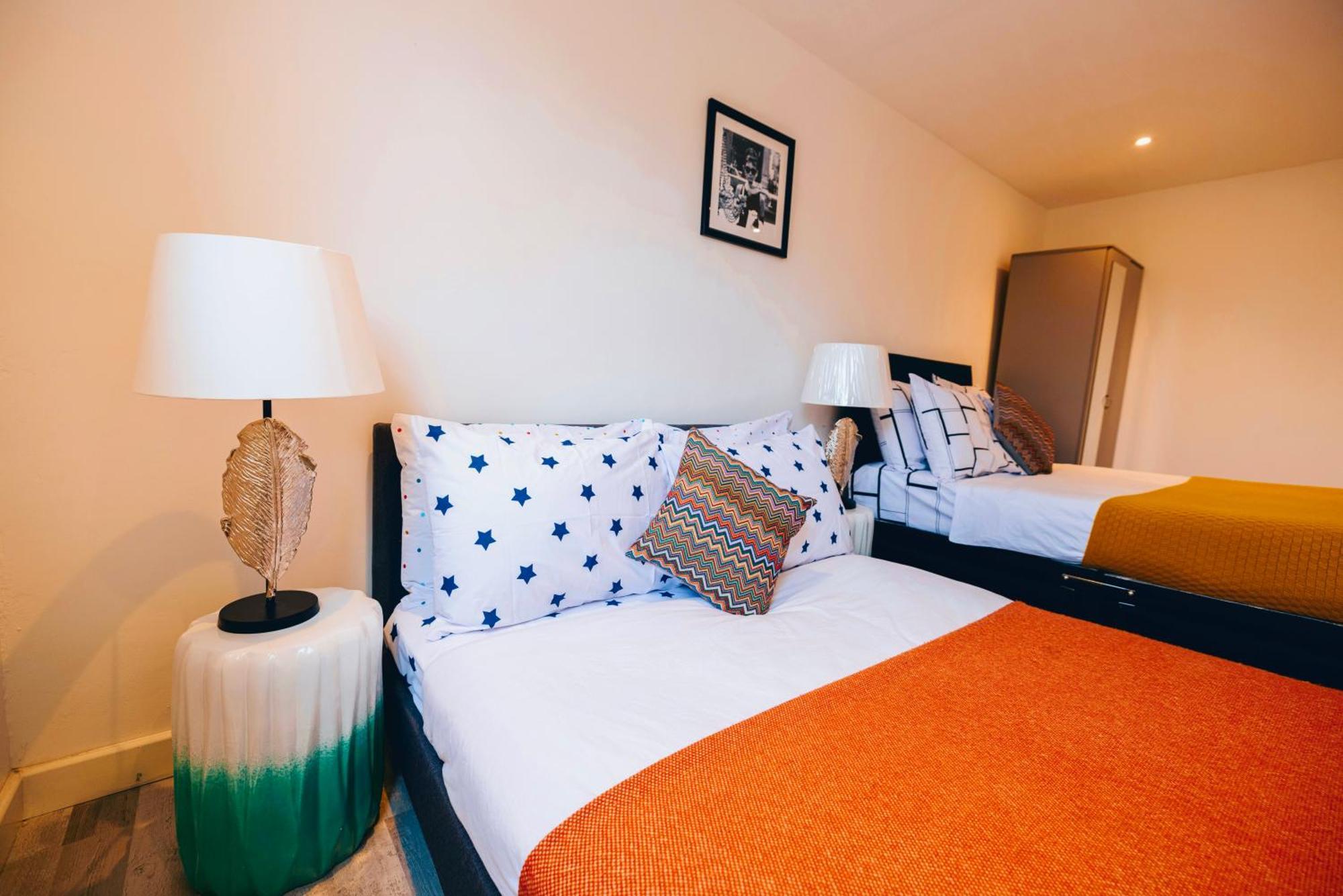 3 Bedroomflat-Free Parking-Wifi-Parking-8People London Exterior photo
